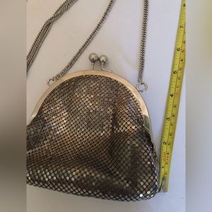 Silver Mesh Handbag with chain strap.